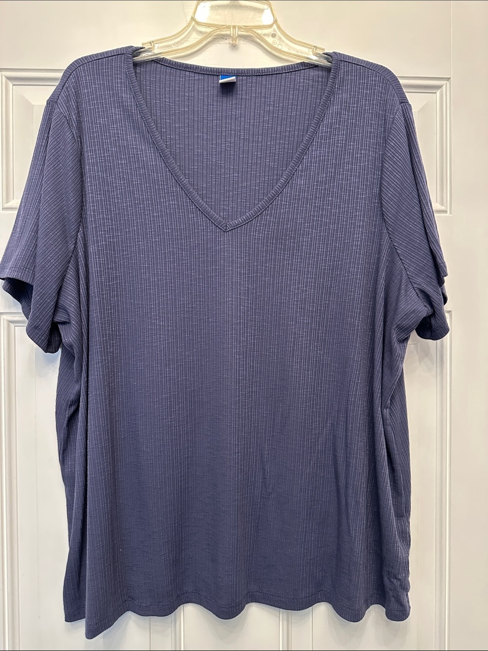 Old Navy Ribbed V-Neck Short Sleeve Tee in Slate blue